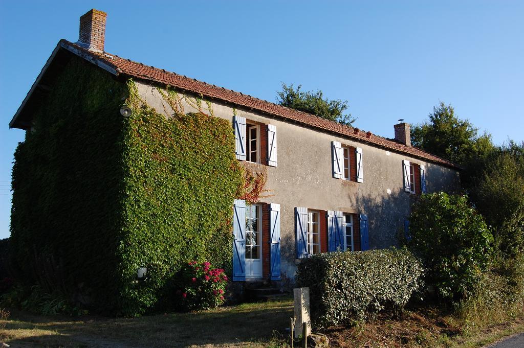 Vila La Brionniere Aizenay Pokoj fotografie